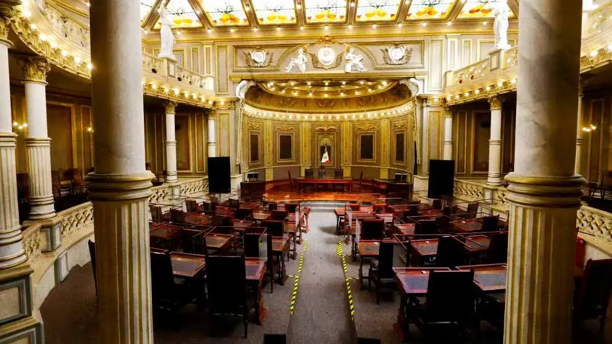 Pleno del Congreso de Puebla. Creditos: Especial